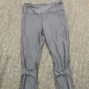 🐥3/$15 Women’s Grey Avia Leggings !